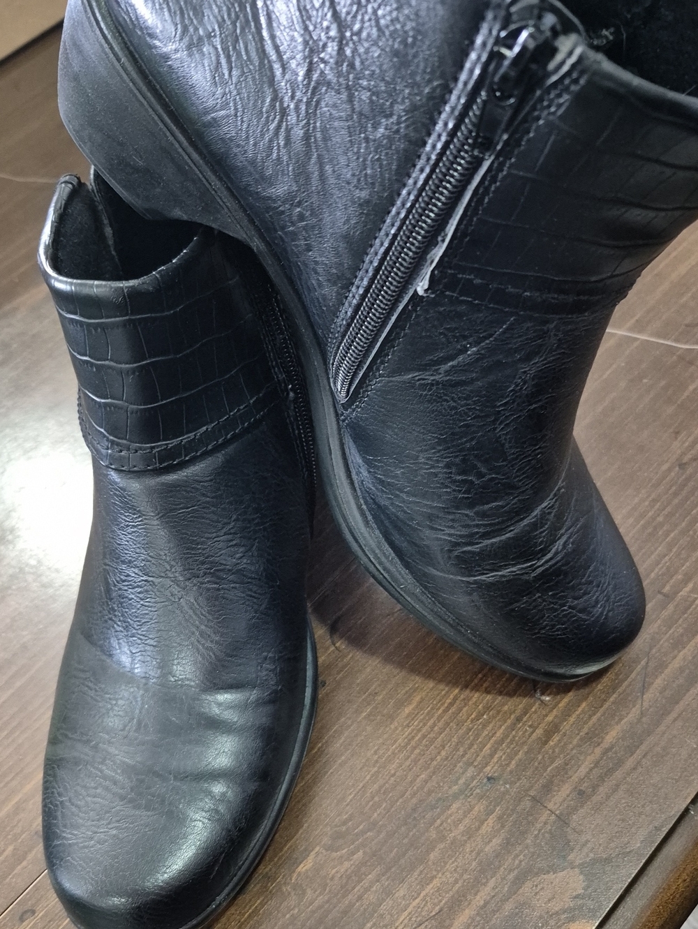 Easy Street Black Faux Leather Ankle Booties with Side Zip!